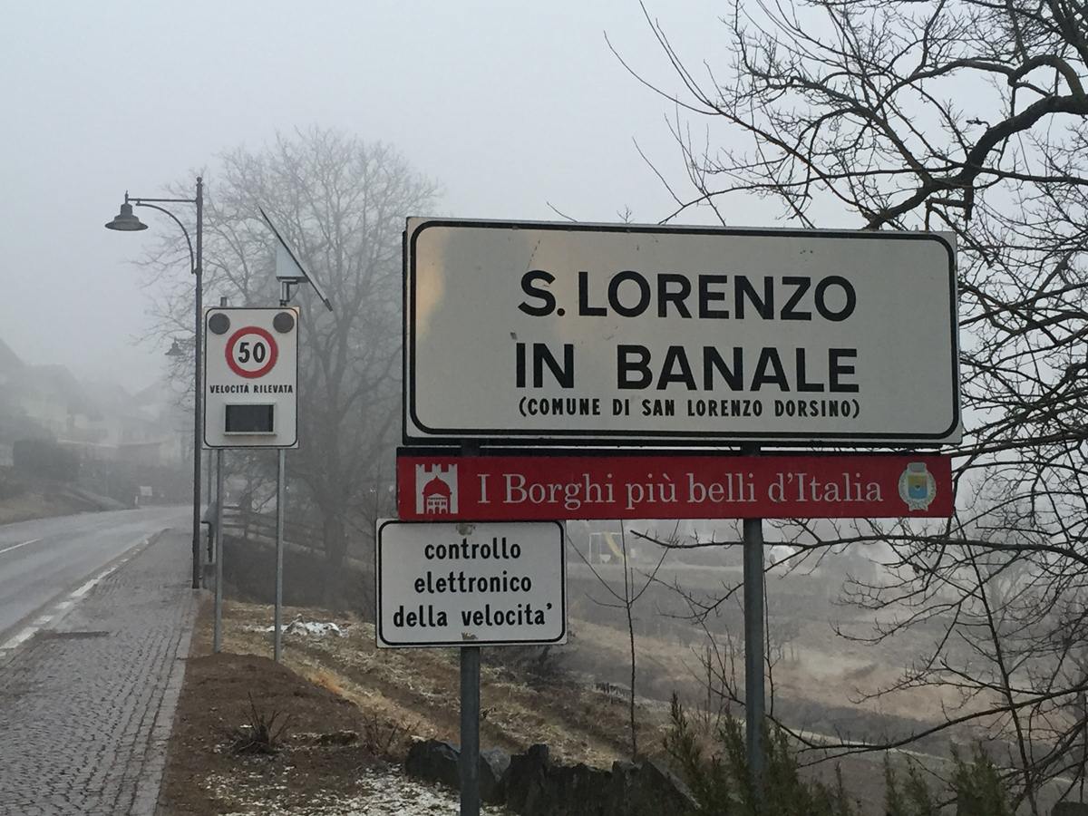 San Lorenzo in Banale installati rilevatori di velocità per dissuadere chi preme troppo il pedale dellacceleratore 1