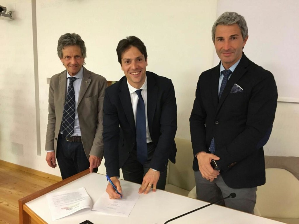 La-firma-del-protocollo2-tione