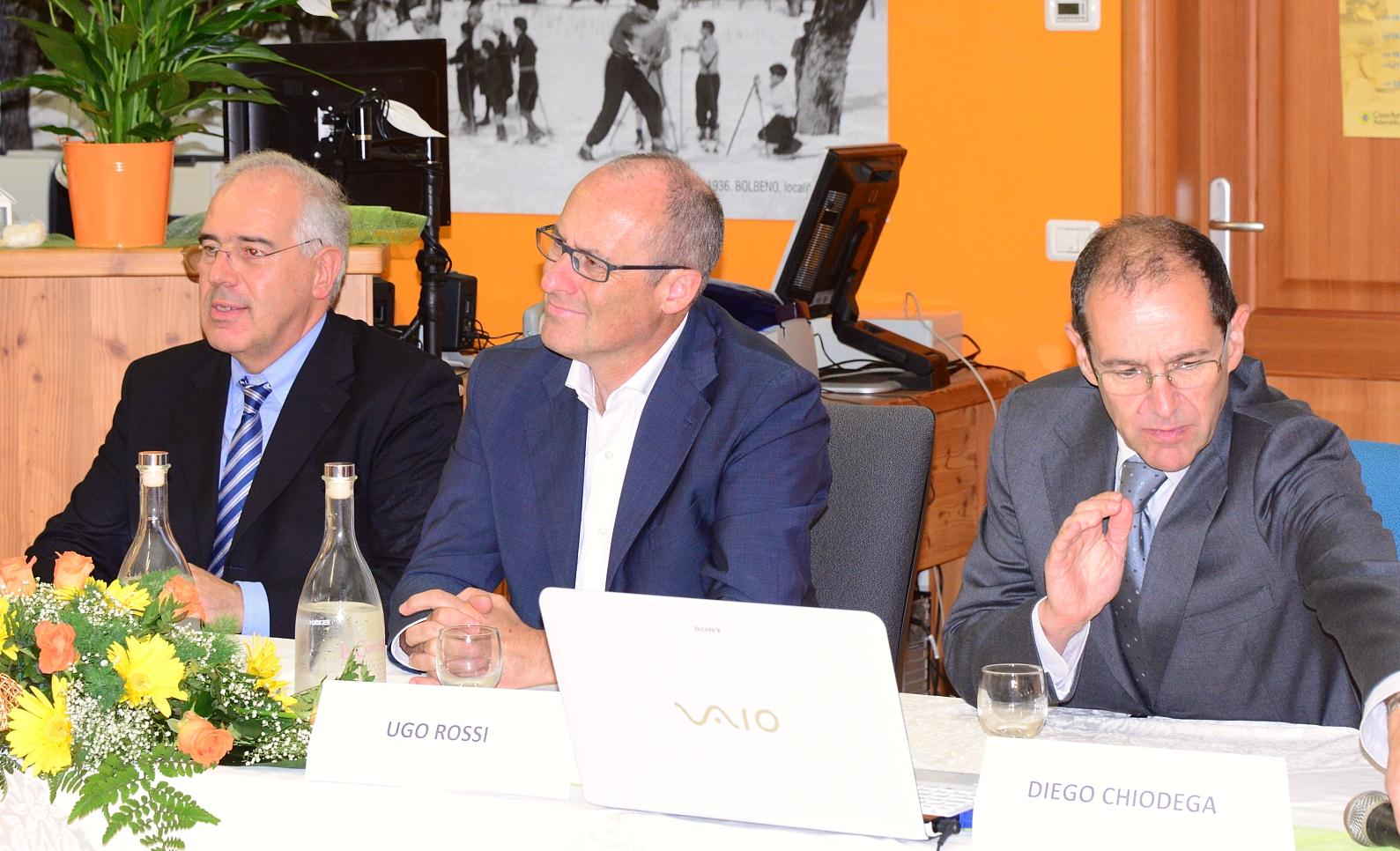 Il sindaco di Borgo Lares Marchetti Ugo Rossi e lex sindaco di Bolbeno Diego Chiodega - Bolbeno 29 leglio 2016