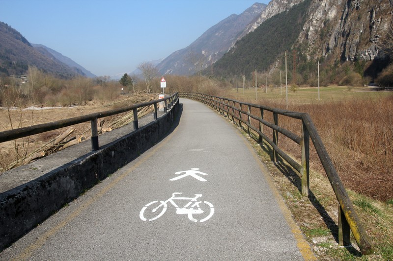 ciclabile lago didro 2