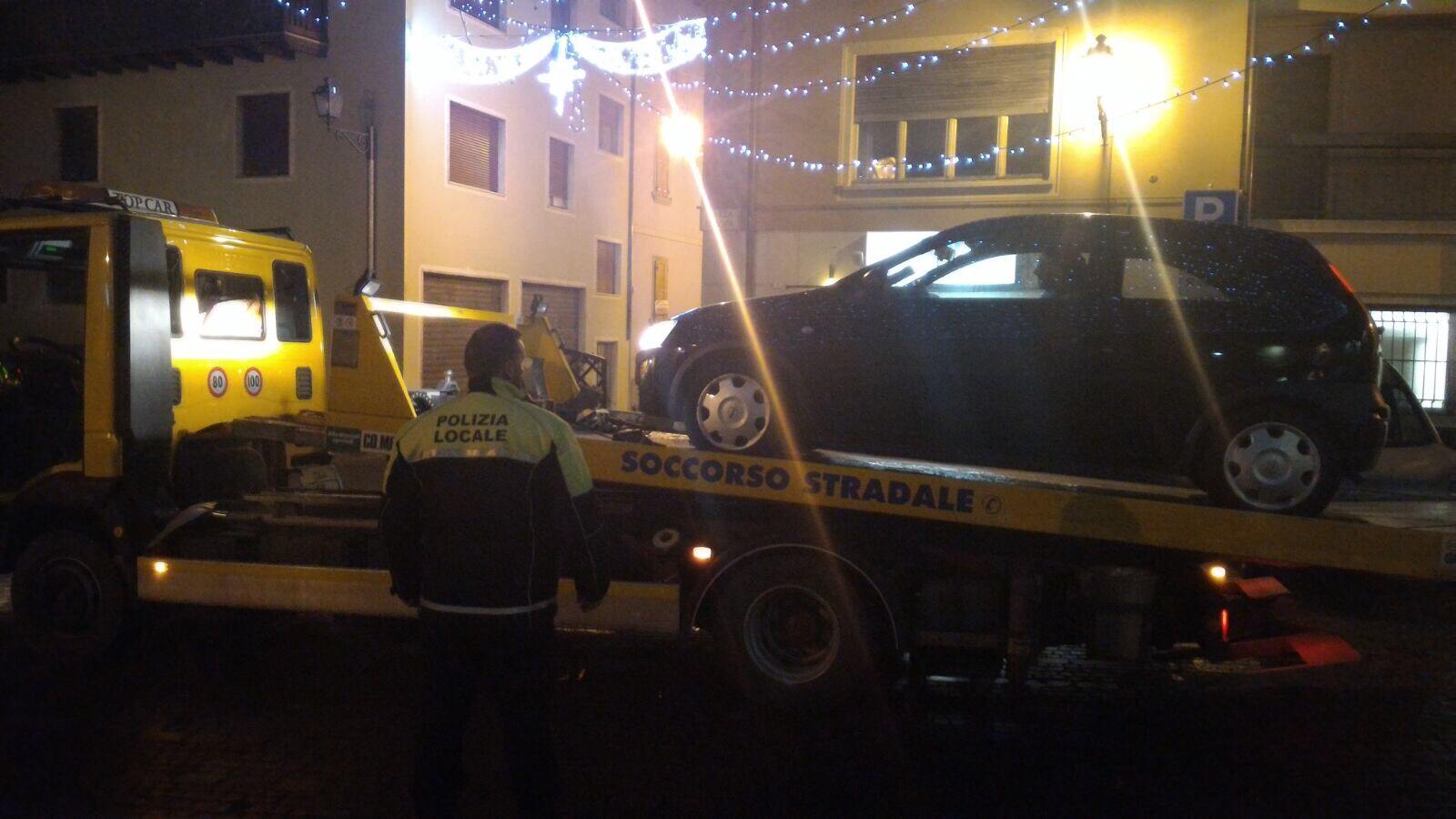 opel corsa - polizia locale Valle del Chiese