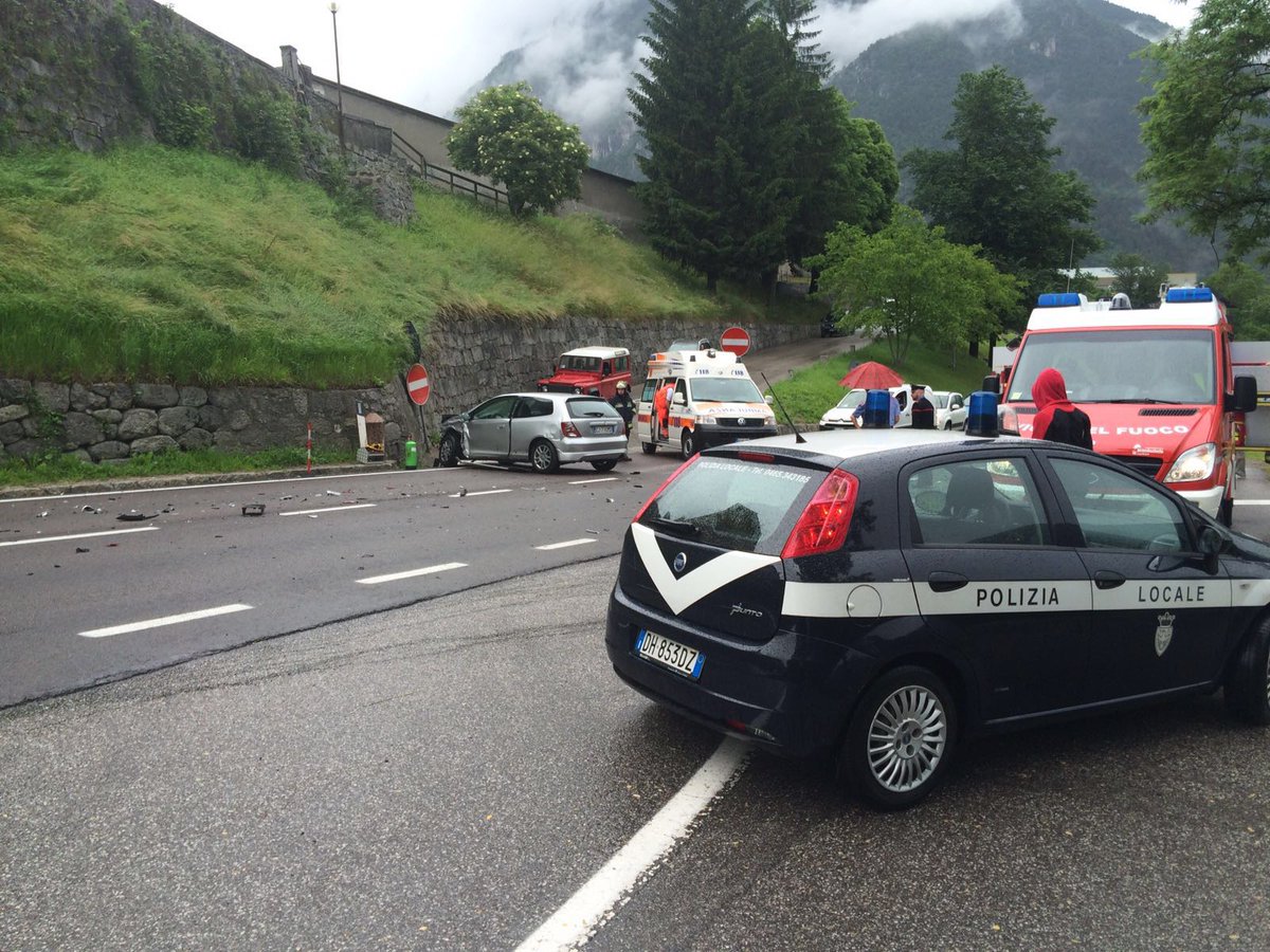 polizia locale giudicarie incidente