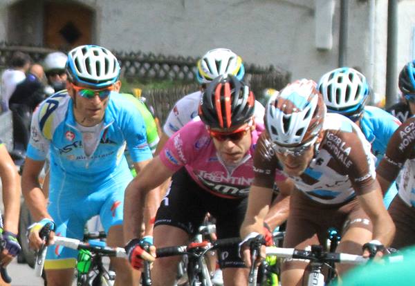 Giro del Trentino testa della corsa Roncone