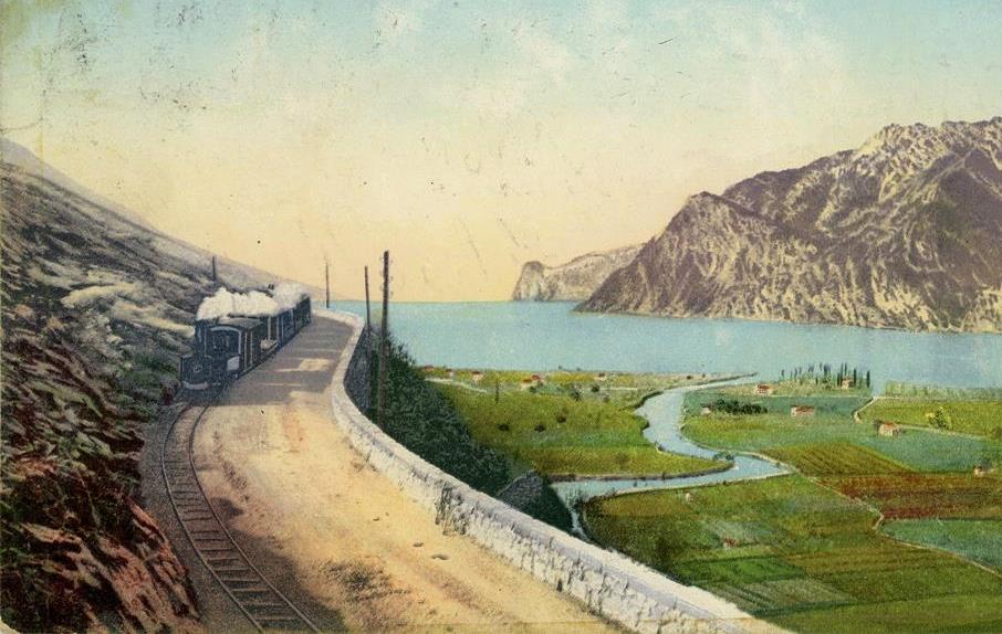 La Pinzolo la locomotiva della tratta Rovereto-Arco a inizi 900