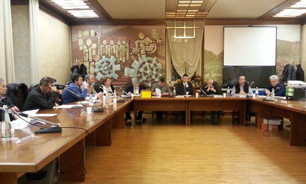 consiglio comunale Tione approvata variante al PRG