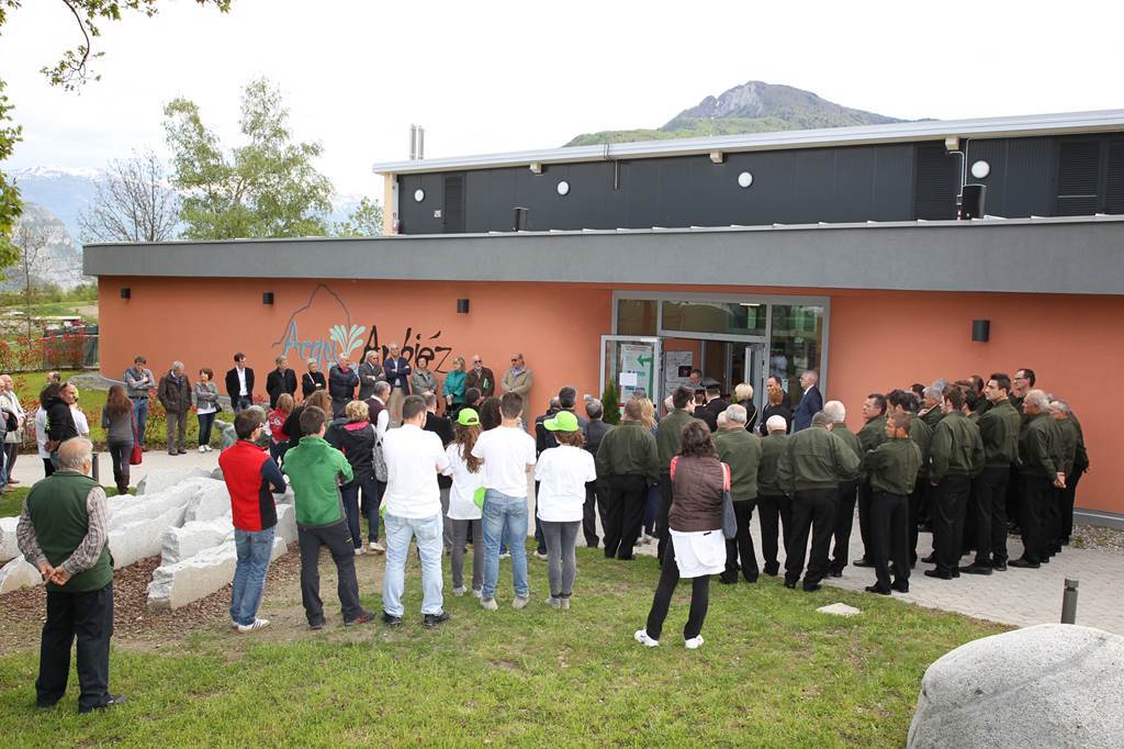 inaugurazione piscina di San Lorenzo in Banale - foto Carlo Boni