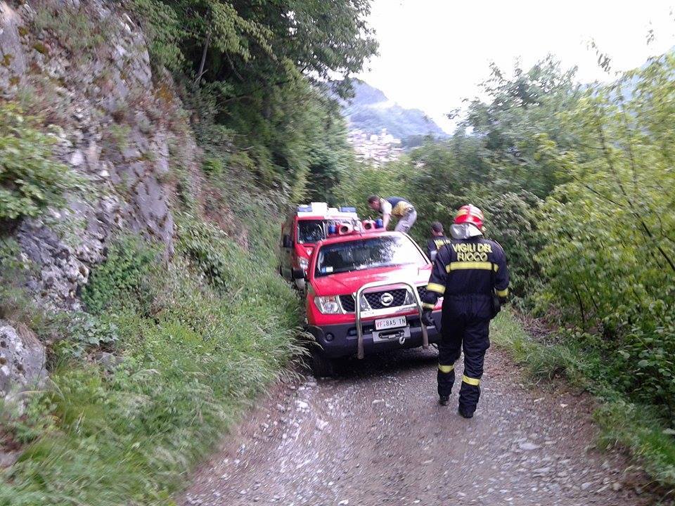 incendio autovettura Roncone 1