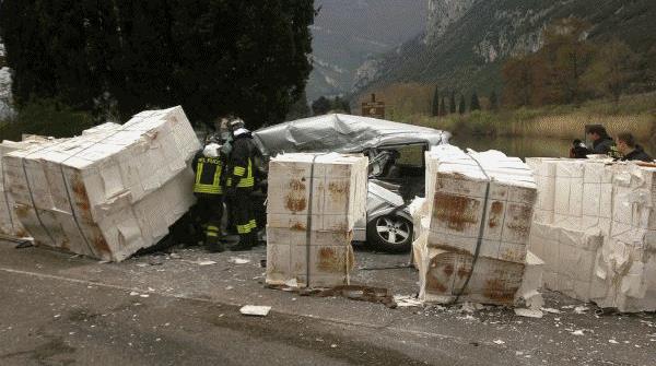 incidente castel Toblino foto valledeilaghi.it 1