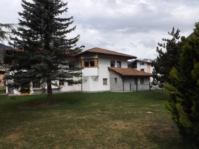 lasilo nido di tione