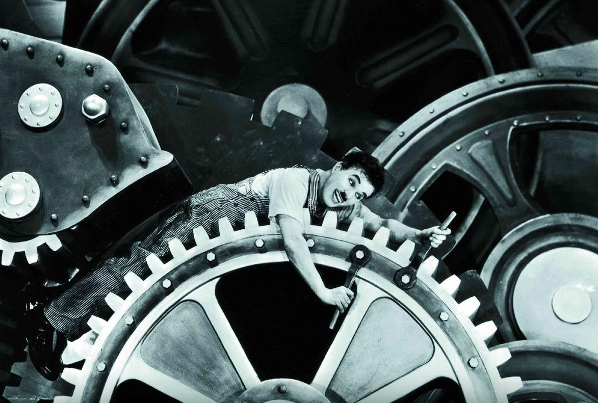 Tempi moderni. Lavoro gratuito = l'ossimoro degli anni Duemila. Si attendono casa, spesa, vestiti, viaggi, auto, divertimenti, tutto free