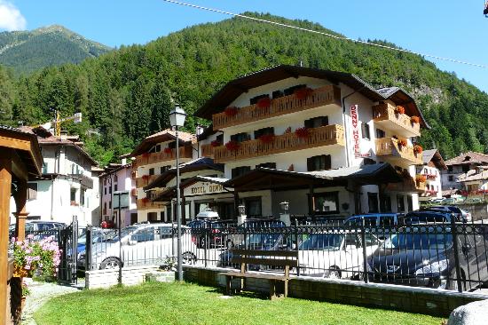 hotel denny carisolo