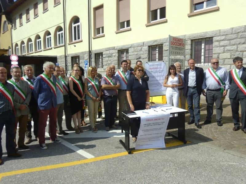 Giunta comunità e Sindaci presidio ospedale Tione