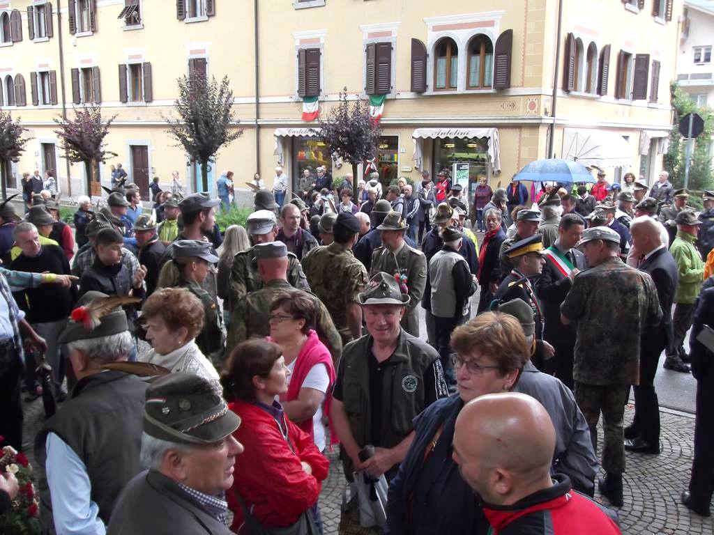 assembramento prima della cerimonia