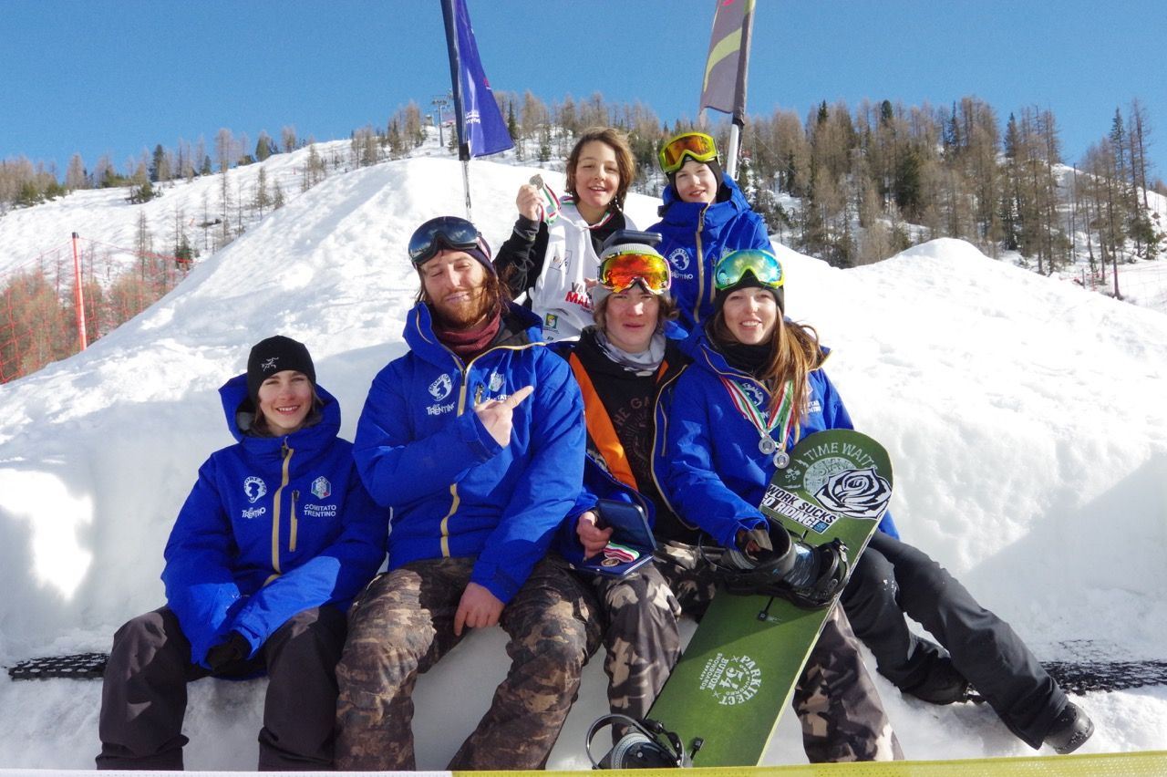 FOTO TEAM TRENTINO SNOWBOARD FREESTYLE