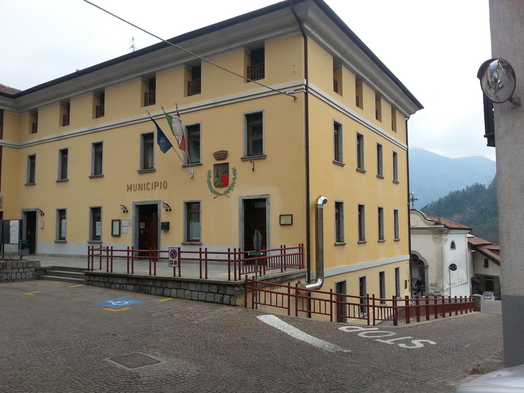 municipio Daone sede del nuovo comune di Valdaone nato dalla fusione di Daone Bersone e Praso