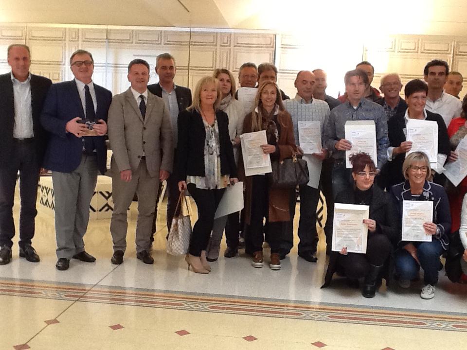 gli albergatori e i ristoratori premiati - certificazioni cets 2015