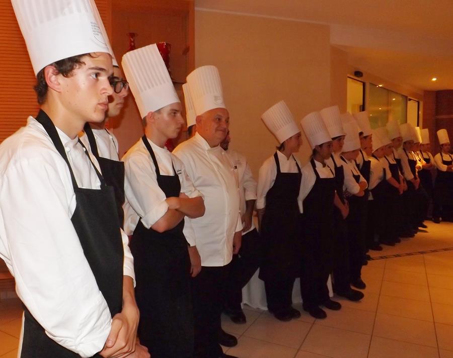 Gran galà di chiusura per i cuochi della scuola professionale di Tione b