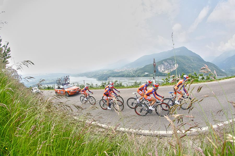 GruppoPanoramica - giro del trentino donne - fotomedia