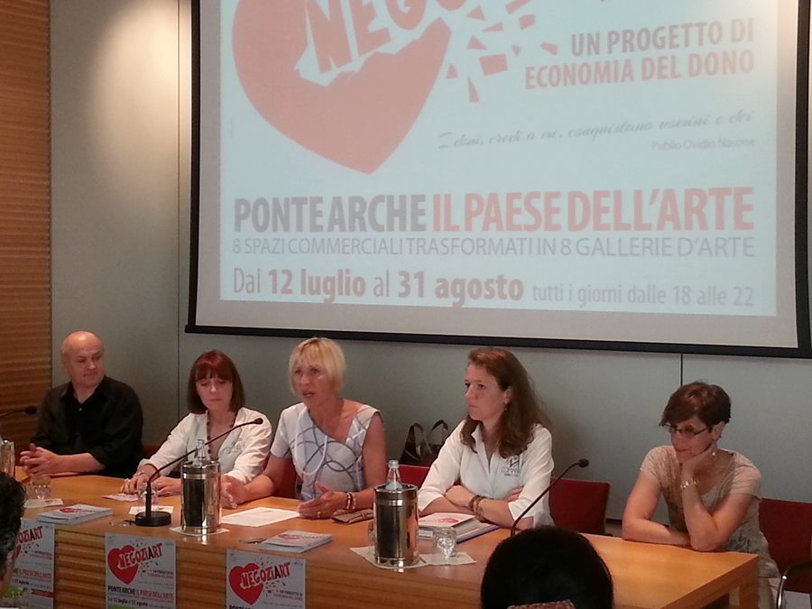 Negoziart a Ponte Arche progetto darte e di economia del dono Negoziart a Ponte Arche progetto darte e di economia del dono