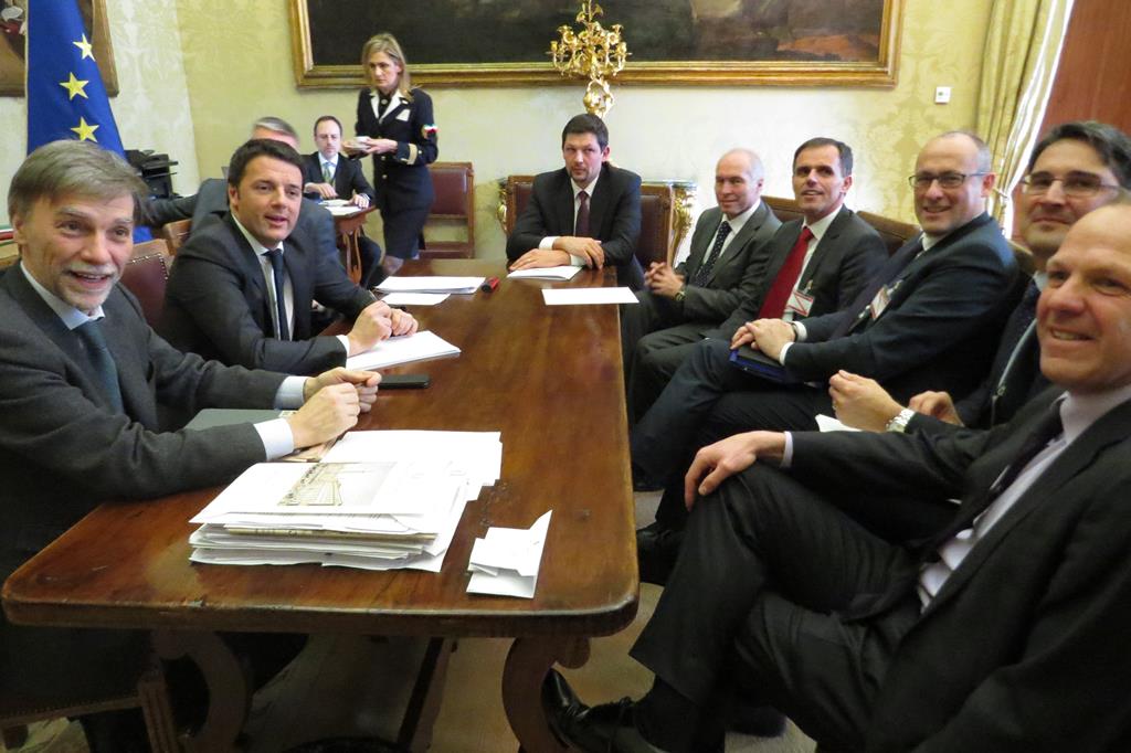 Renzi Del Rio e Rossi e kompatcher 1