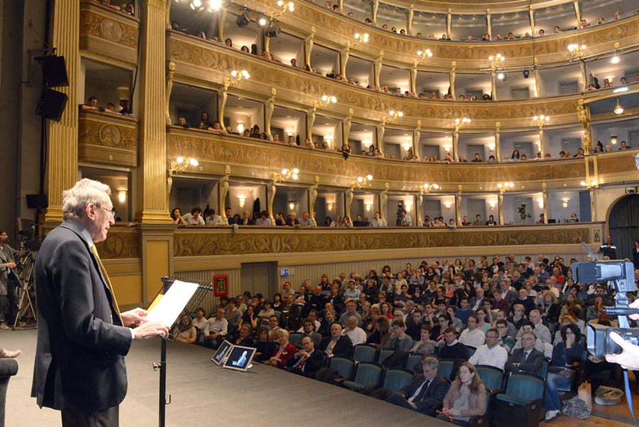 Sergio Romano al Festival dellEconomi a di Trento