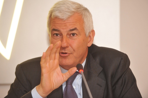 alessandro profumo 5