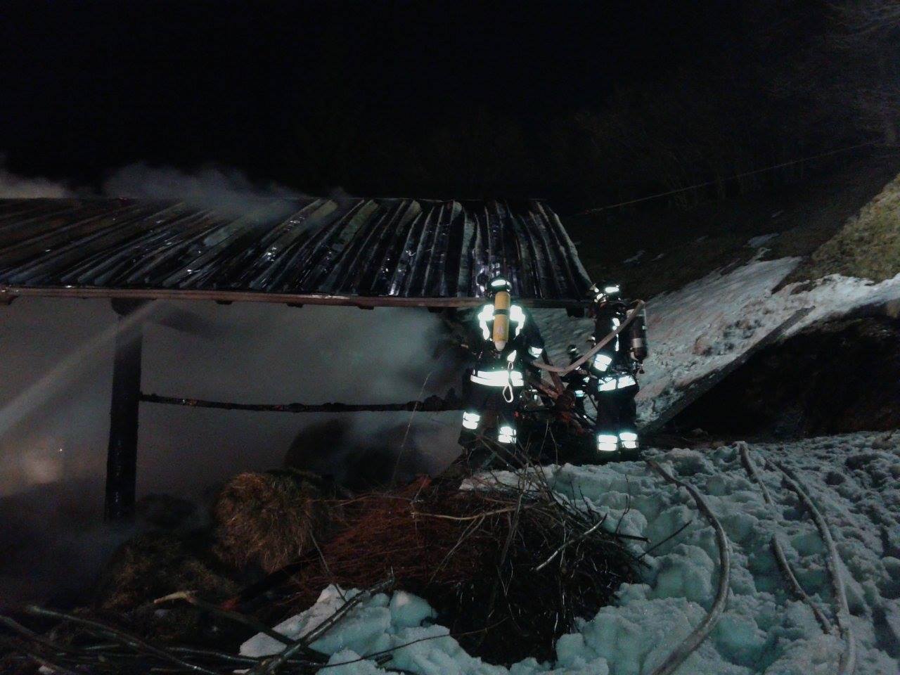 foto intervento vigili del fuoco a Bondo - foto n.m