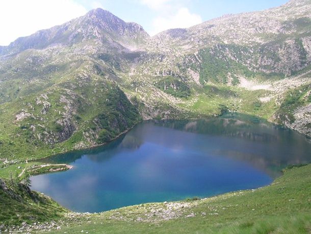 MADONNA DI CAMPIGLIO. Finanziate con 42 mila euro la sistemazione e la manutenzione dei sentieri di montagna