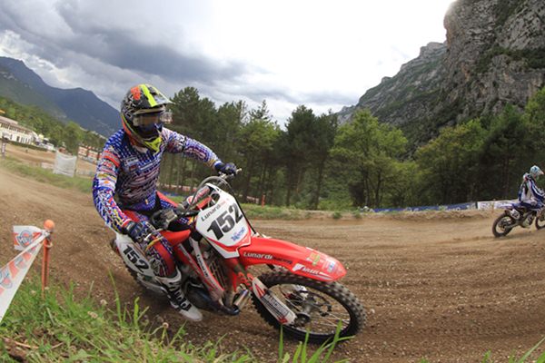 lorenzo Pedri in azione