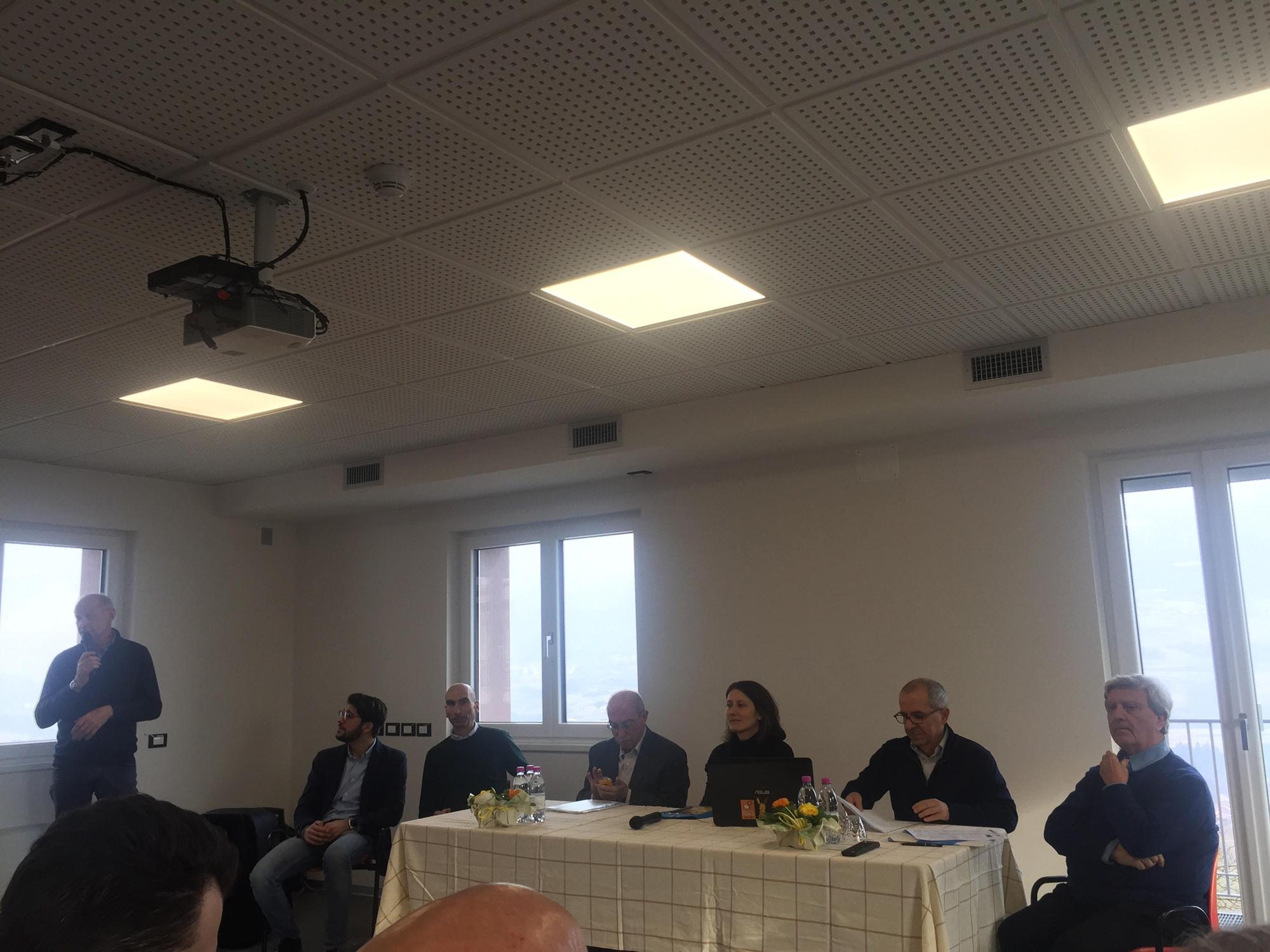 Per fare un albero ci vuole democrazia a Santa Croce i giovani delle Esteriori si avvicinano alla politica 1